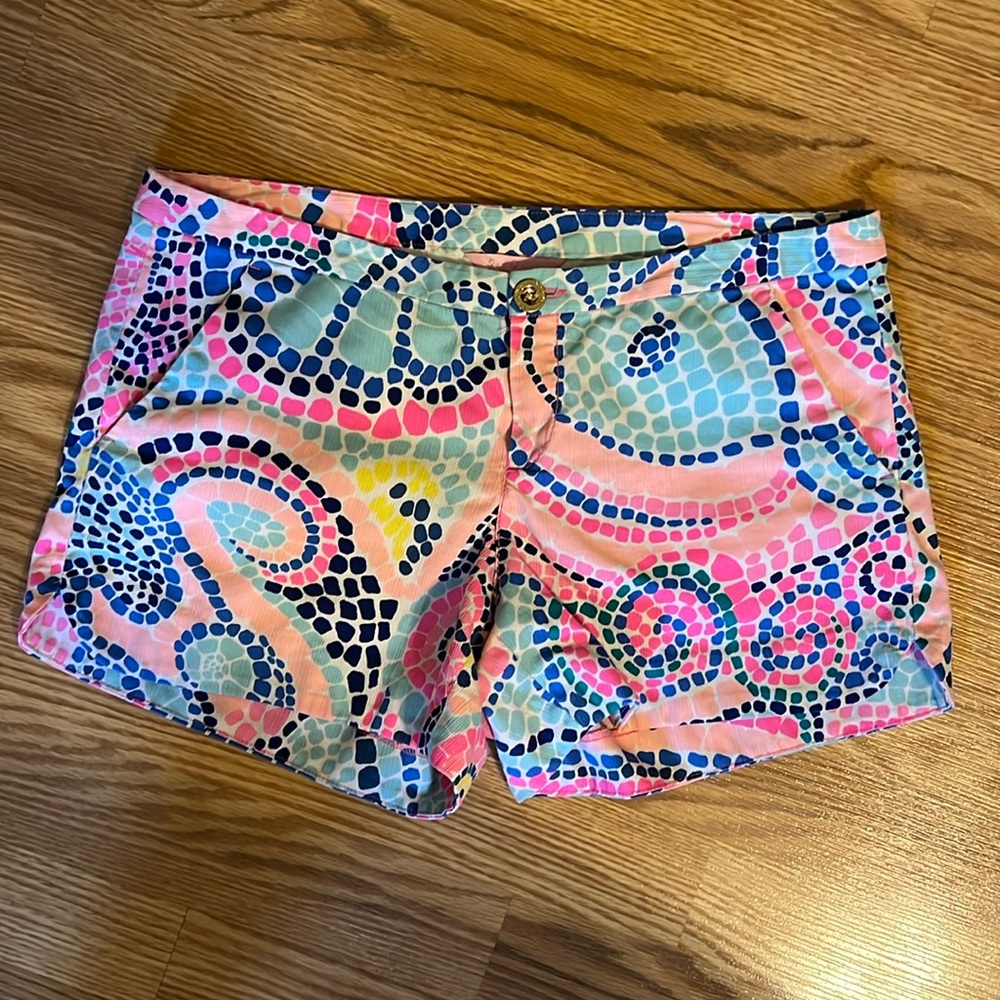 Lilly Pulitzer shorts; size 4